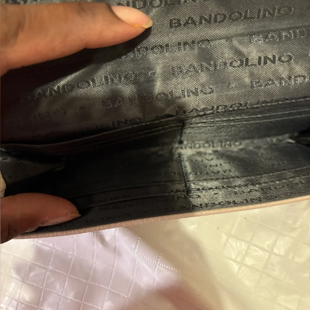 Bandolino Wallet/Wristlet Beige